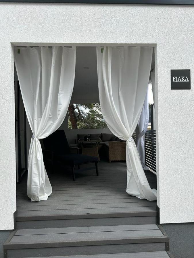 Fjaka Luxury Mobile Home - Oaza Mira Camping Croatia Drage Exterior foto